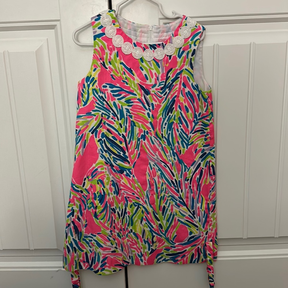 Girls Lilly Pulitzer shift dress. EUC